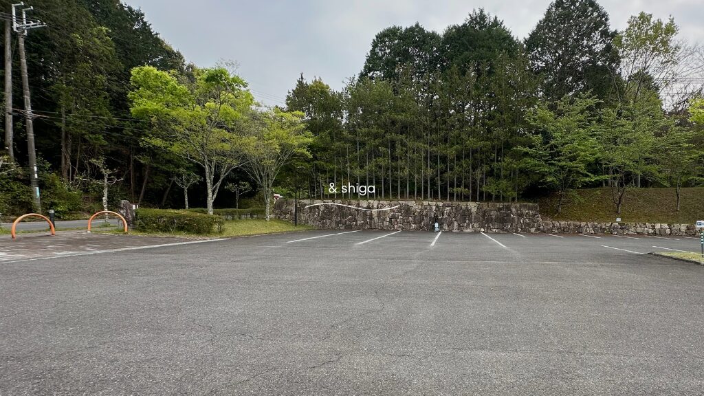 じゅらくの里の駐車場