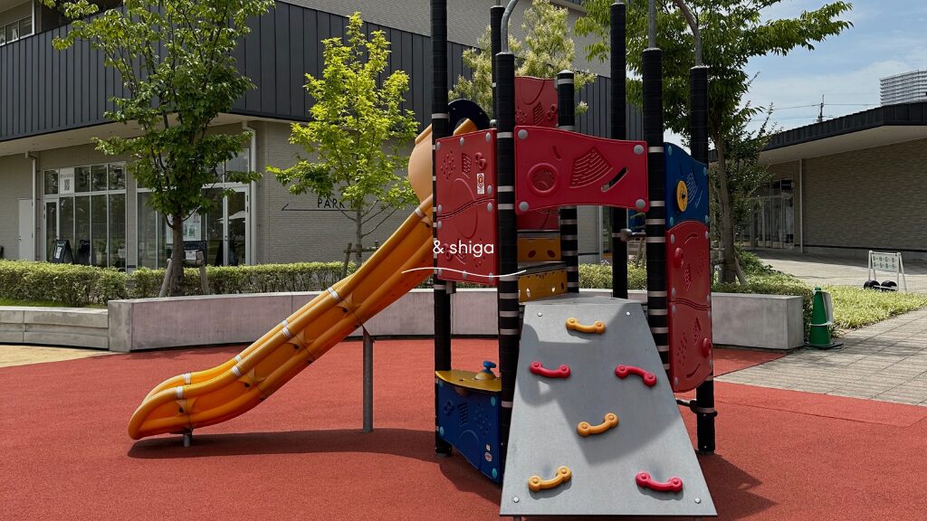 ブランチ大津京の複合遊具
